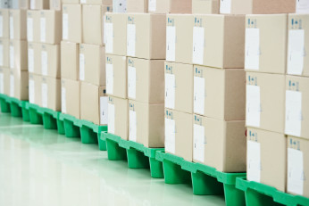 rack stack arrangement of cardboard boxes in a store warehouse
