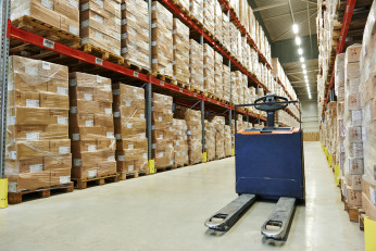 Smaller size shipments stored on shipping pallets